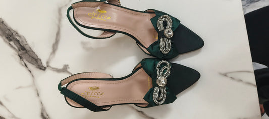 Elegant emerald green heels (clearance sale)