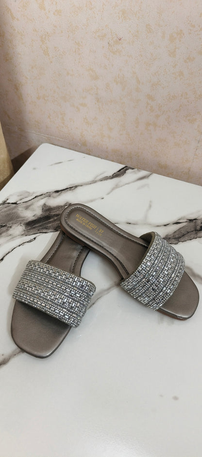 Grey embroided soft flats