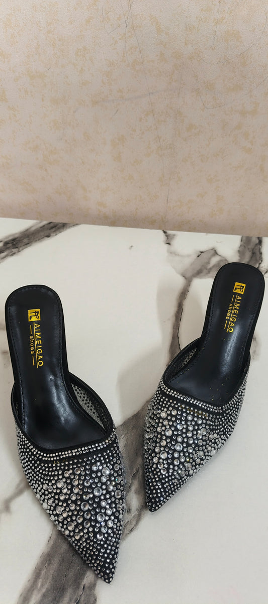 Black heels with stones