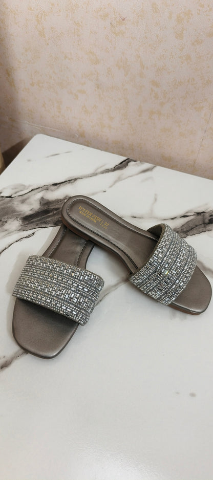 Grey embroided soft flats